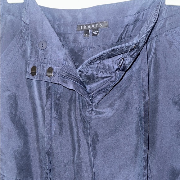 Theory 100% Silk Trousers with Relaxed Fit - Picture 4 of 5